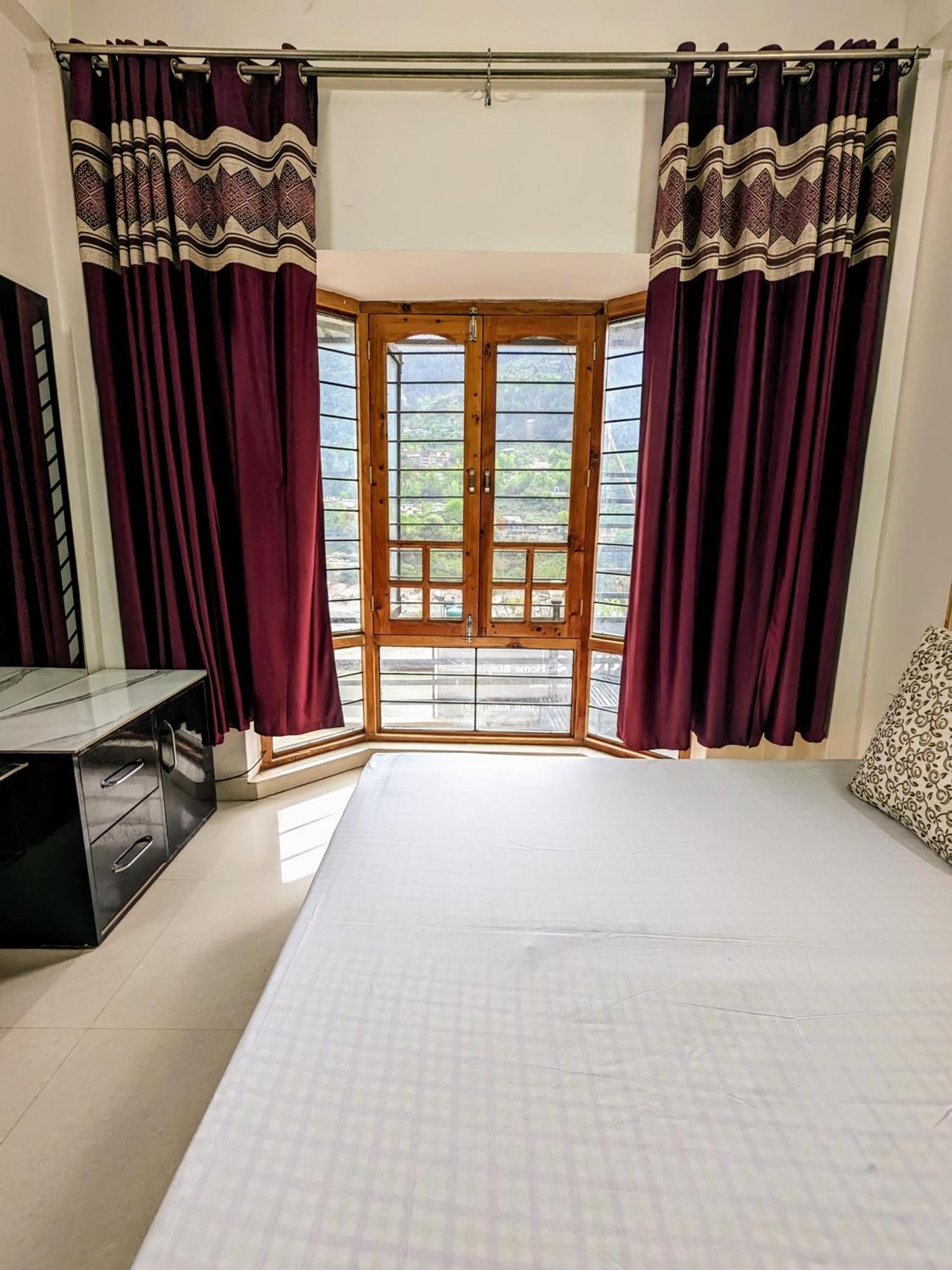 Kavi'S Vacation Homes - Sainj Ngoại thất bức ảnh