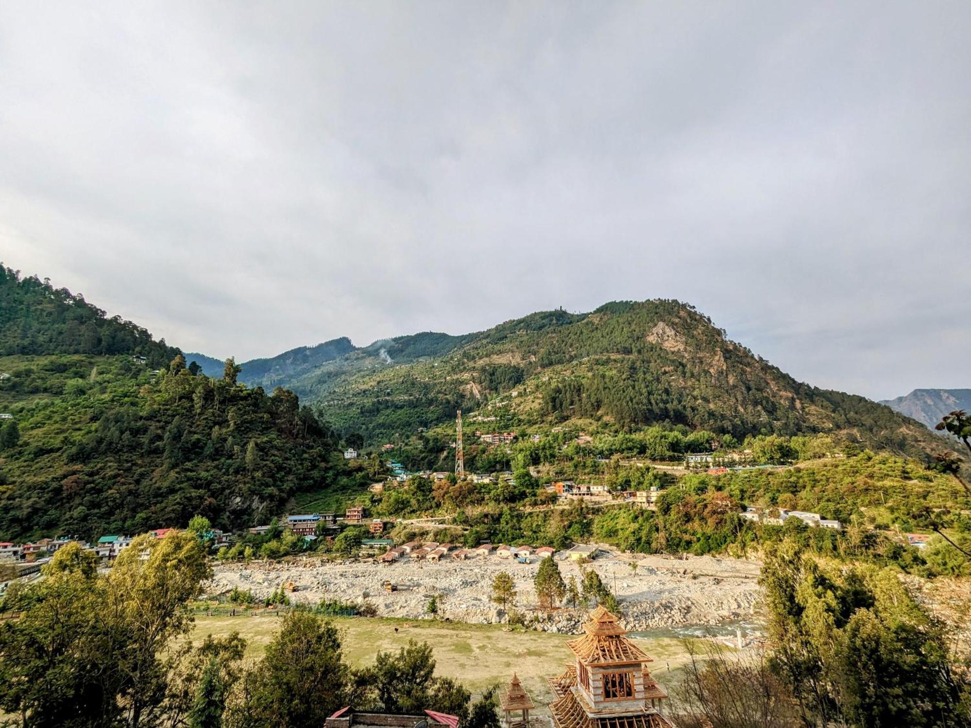 Kavi'S Vacation Homes - Sainj Ngoại thất bức ảnh